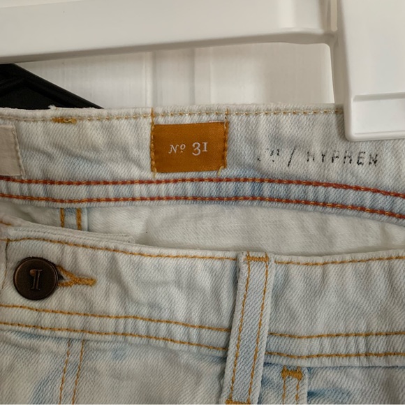 Anthropologie No. 31 Pilcro & Letterpress Hyphen Distressed Jeans - Picture 4 of 7